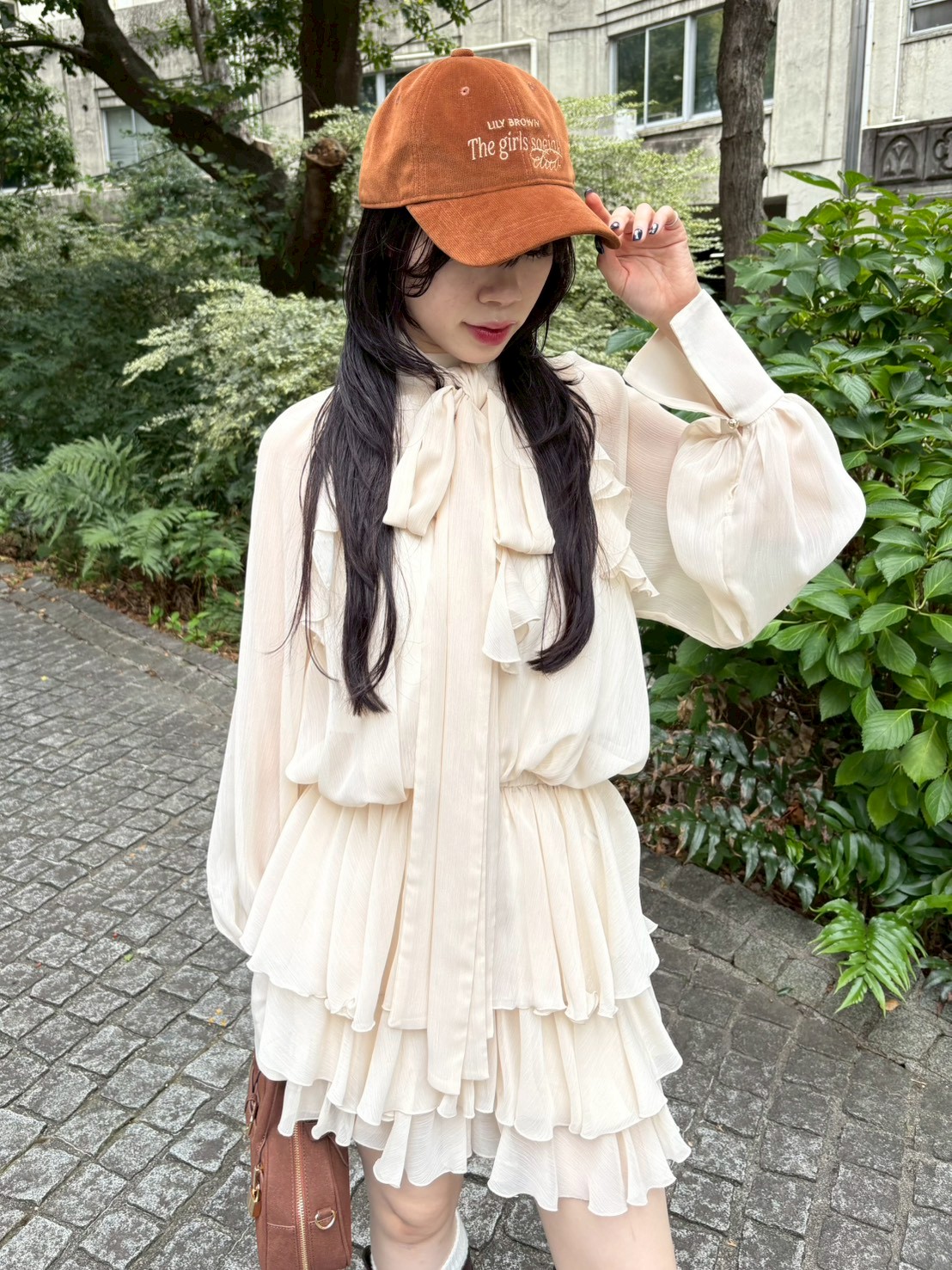 ドレープフリルセットアップ(セットアップアイテム)｜LILY BROWN