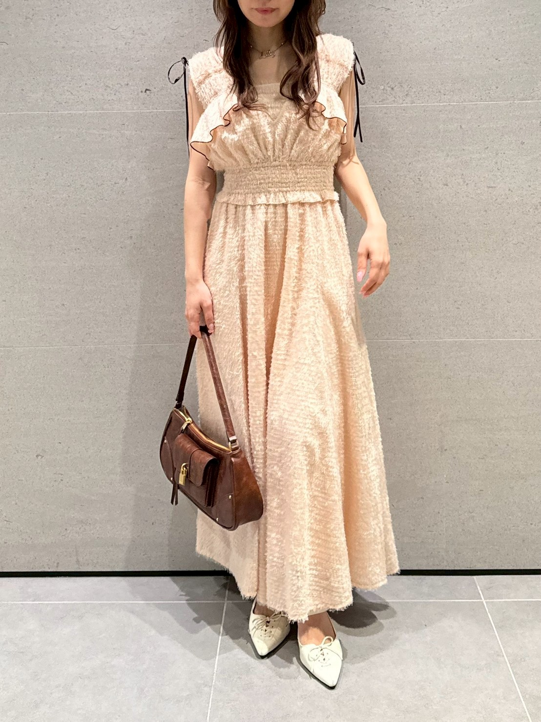 フリンジジャガードシャーリングワンピース(マキシ・ロングワンピース