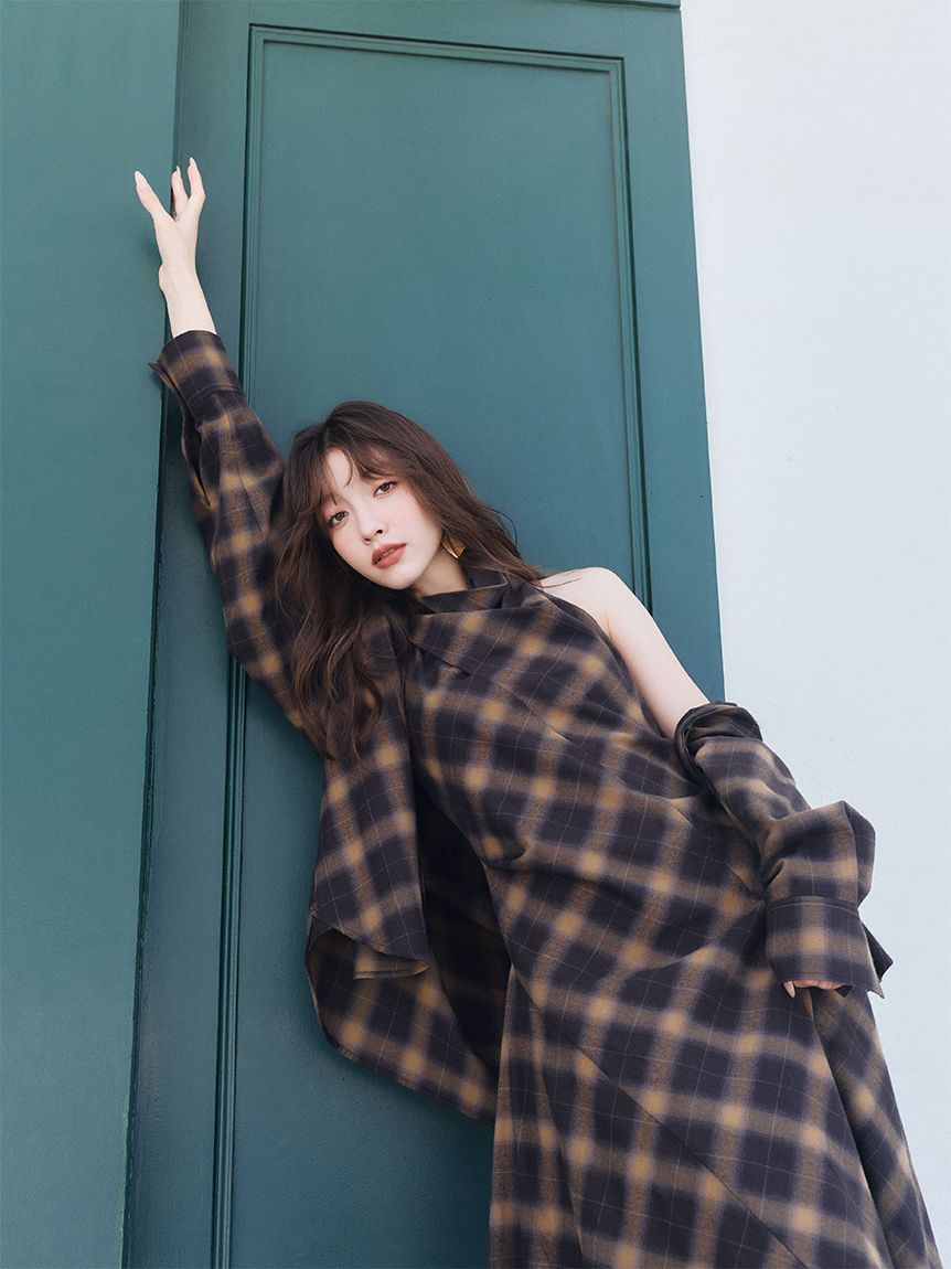 Lily brown ワンピース オンブレーバイアスネルワンピース(マキシ・ロングワンピース