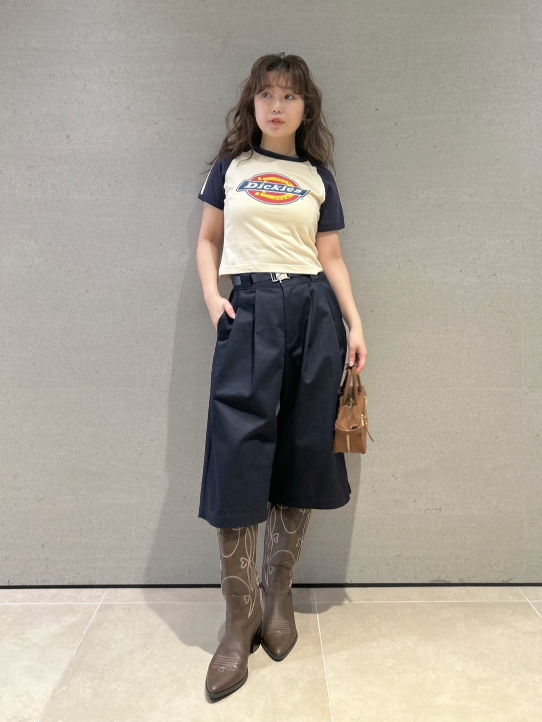 LILY BROWN Dickies】チノハーフパンツ(ワイドパンツ)｜パンツ
