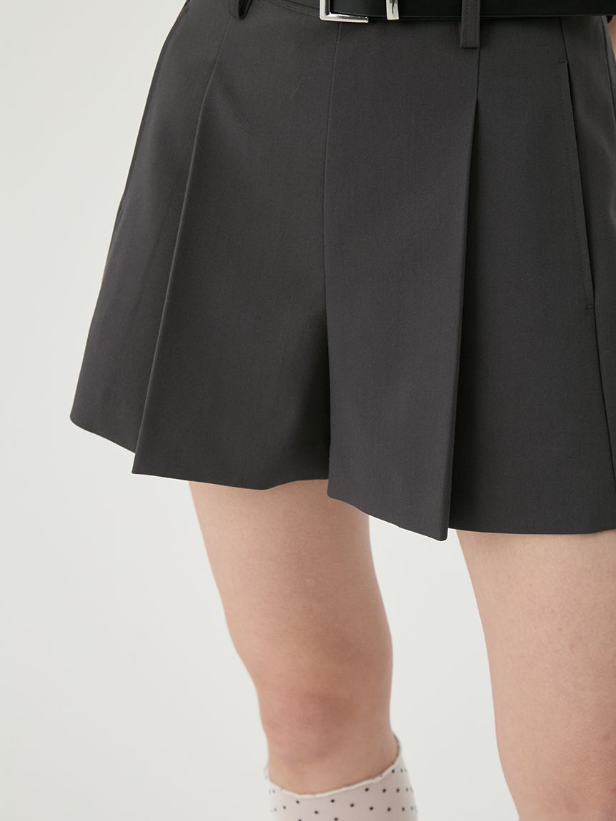 ベルト付きタックショートパンツ(ショートパンツ)｜パンツ｜LILY BROWN