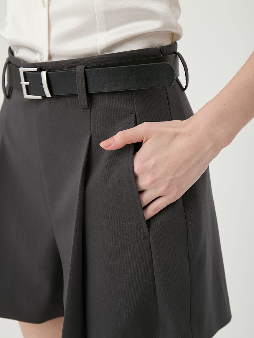 ベルト付きタックショートパンツ(ショートパンツ)｜パンツ｜LILY BROWN