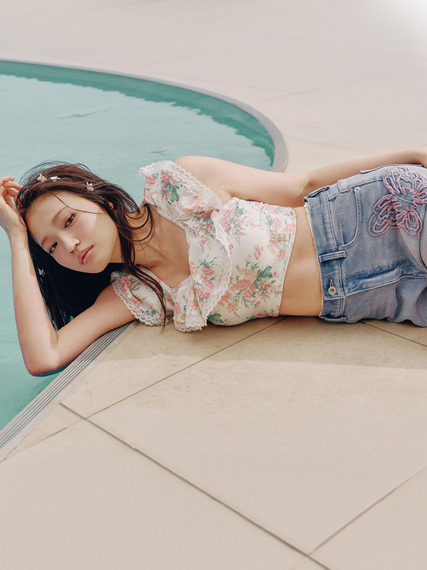 LILY BROWN×ANNA SUI】バタフライワイドデニムパンツ(デニムパンツ