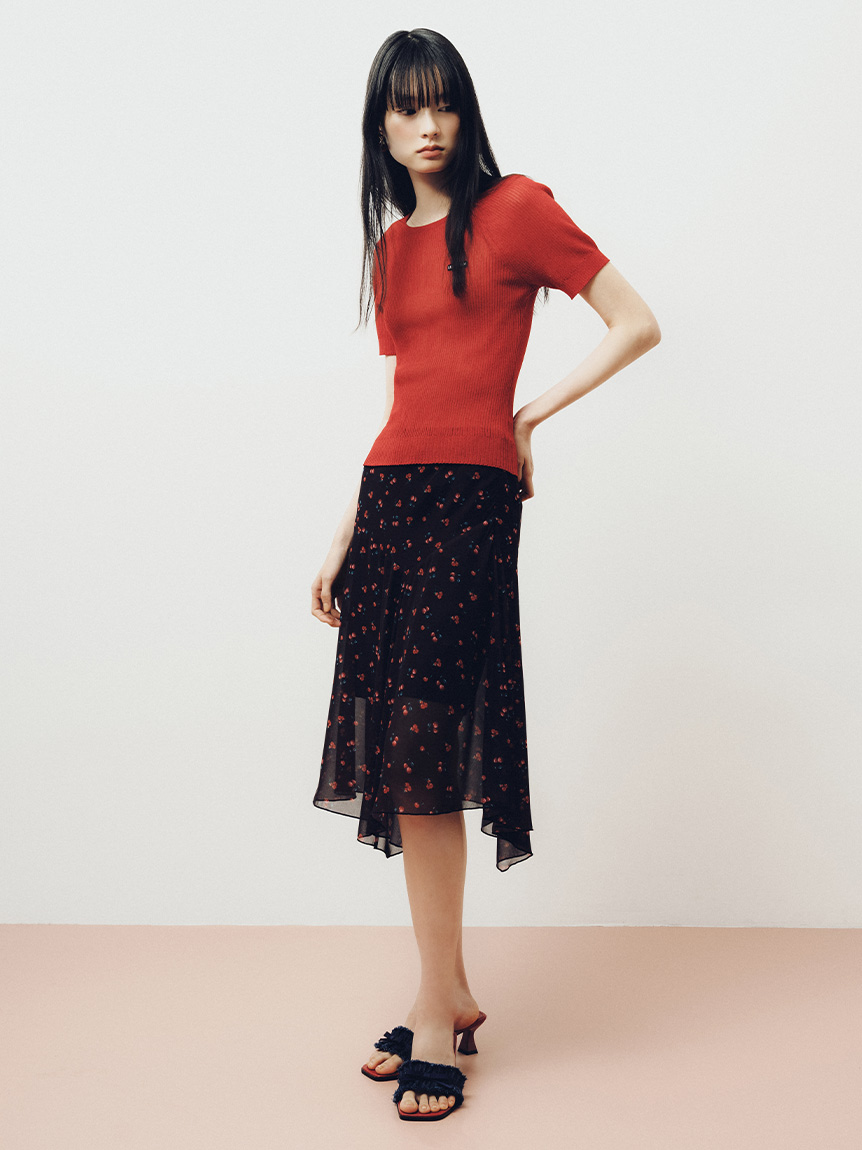 rico様用　新品 LilyBrown ぼかし花柄 シフォン トップス LILY BROWN Lily Brown ぼかし花柄シフォントップス ブラック
