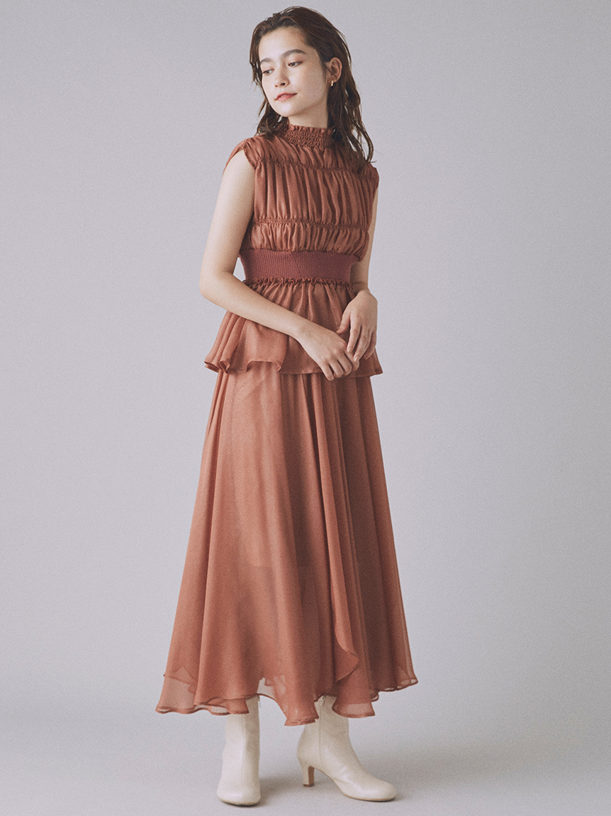 超特価美品 新品 LILY BROWN ウエストリブシャーリングトップス 光沢