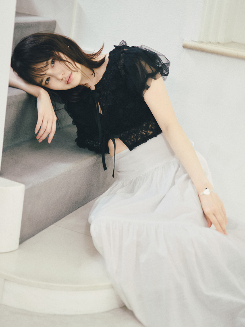 シャーリングコンパクトリボントップス(Tシャツ・カットソー)｜TOPS