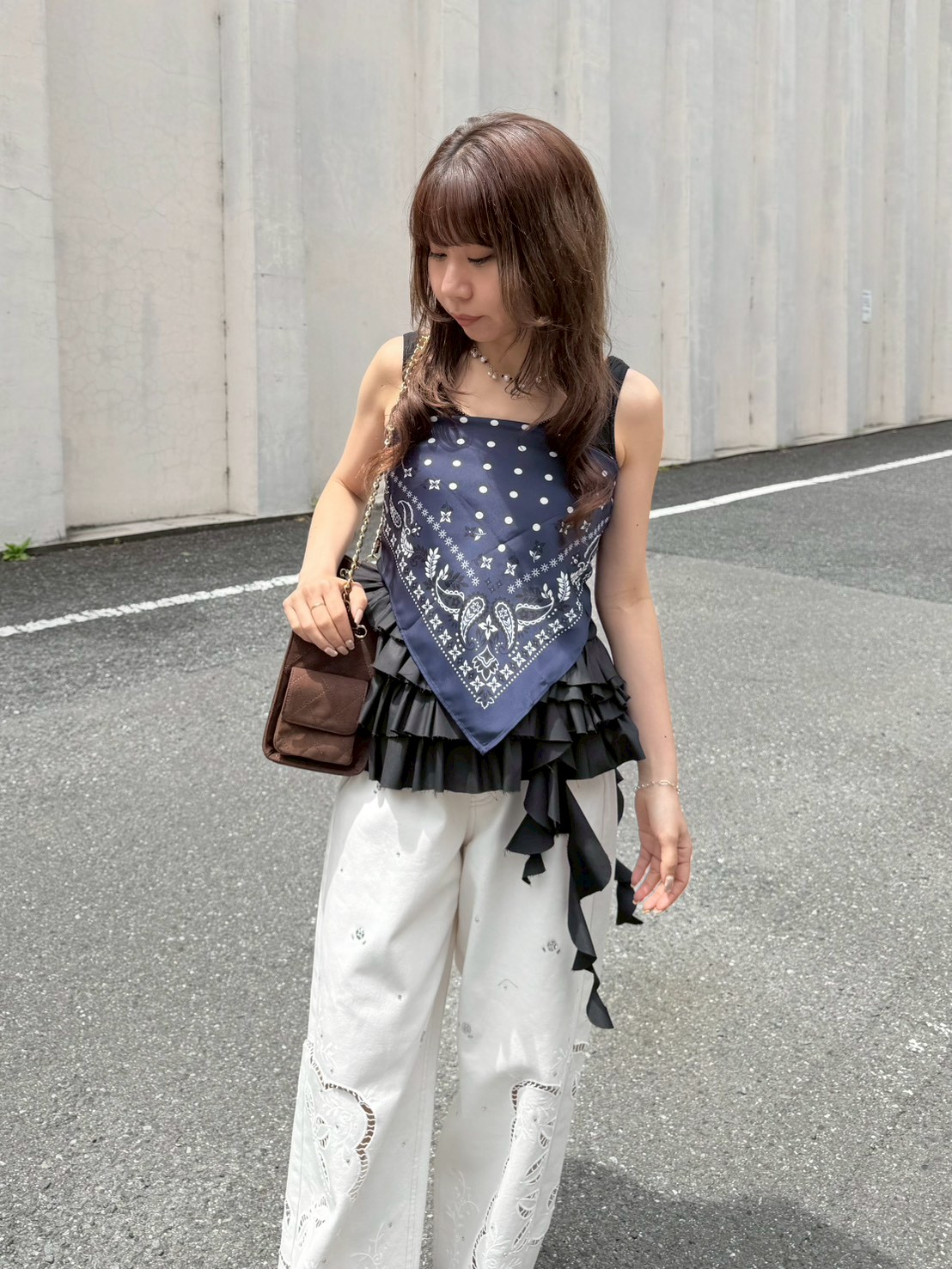 LILY BROWN ベージュ ドット柄 フリル チューブトップ 完売商品 ティアードフリルヘムトップス(タンクトップ・キャミソール)｜トップス