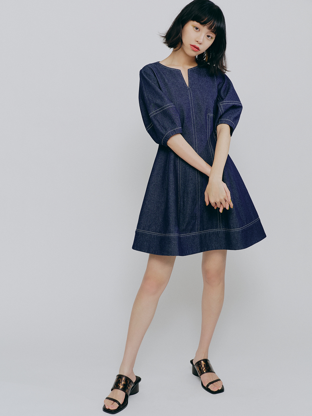 クリアガラスアシメピアス ピアス アクセサリー Lily Brown リリーブラウン の通販サイト 公式