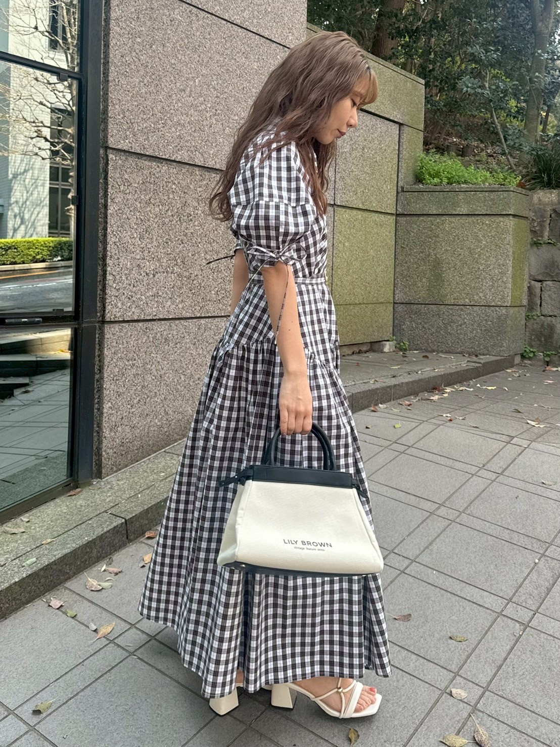 LILY BROWN キャンバス ハンドバッグ バリエーションロゴキャンバスバッグ(バッグ)｜LILY BROWN