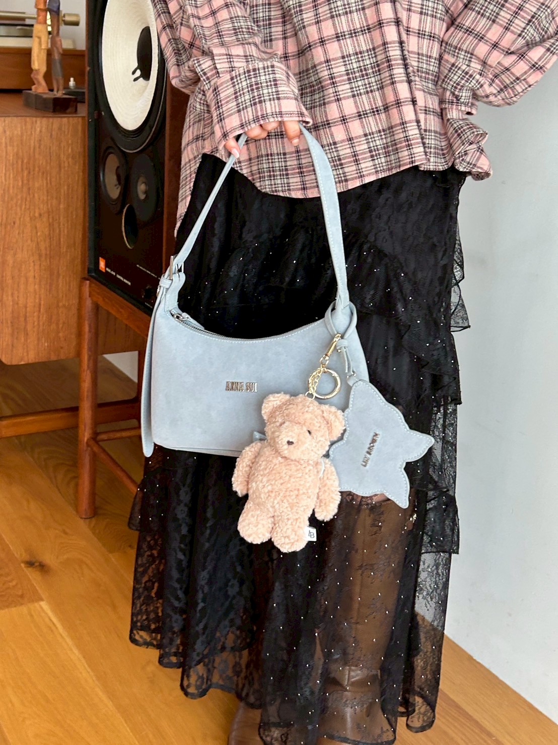 【LILY BROWN ×ANNA SUI】バタフライミラーチャーム付きバッグ LILY BROWN ×ANNA SUI】バタフライミラーチャーム付きバッグ