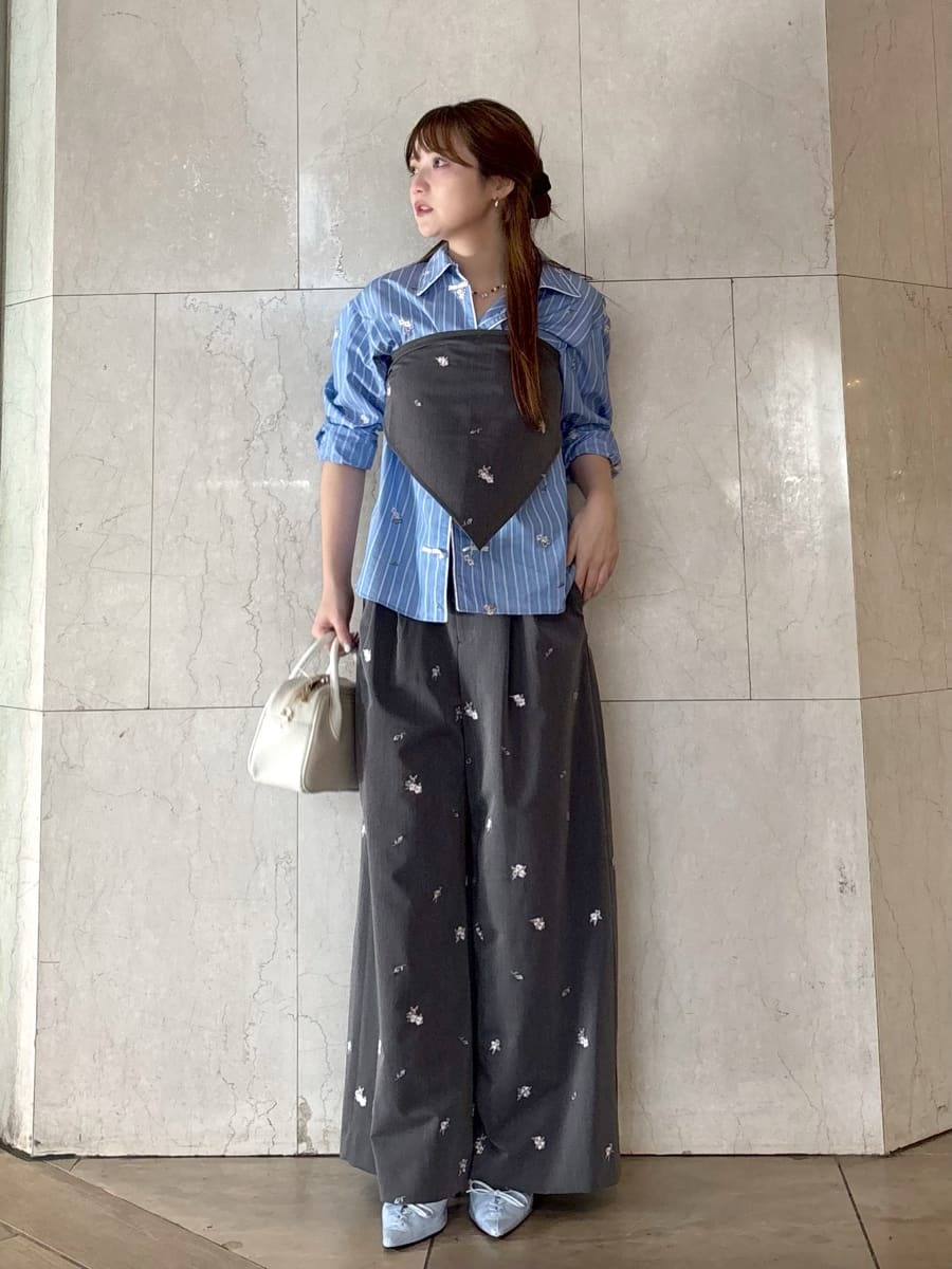 新品☆スカーラ☆エンブロイダリーブラトップ　L エンブロイダリーブルームブラ(C65 ブラック): SALON by PEACH JOHN
