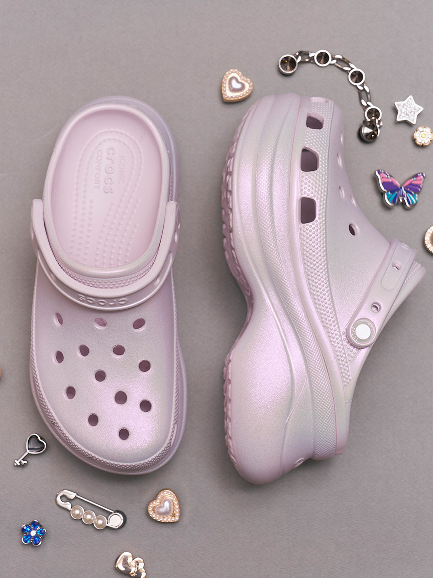 LILY BROWN×CROCS】Bae Iridescent Clog(シューズ)｜LILY BROWN