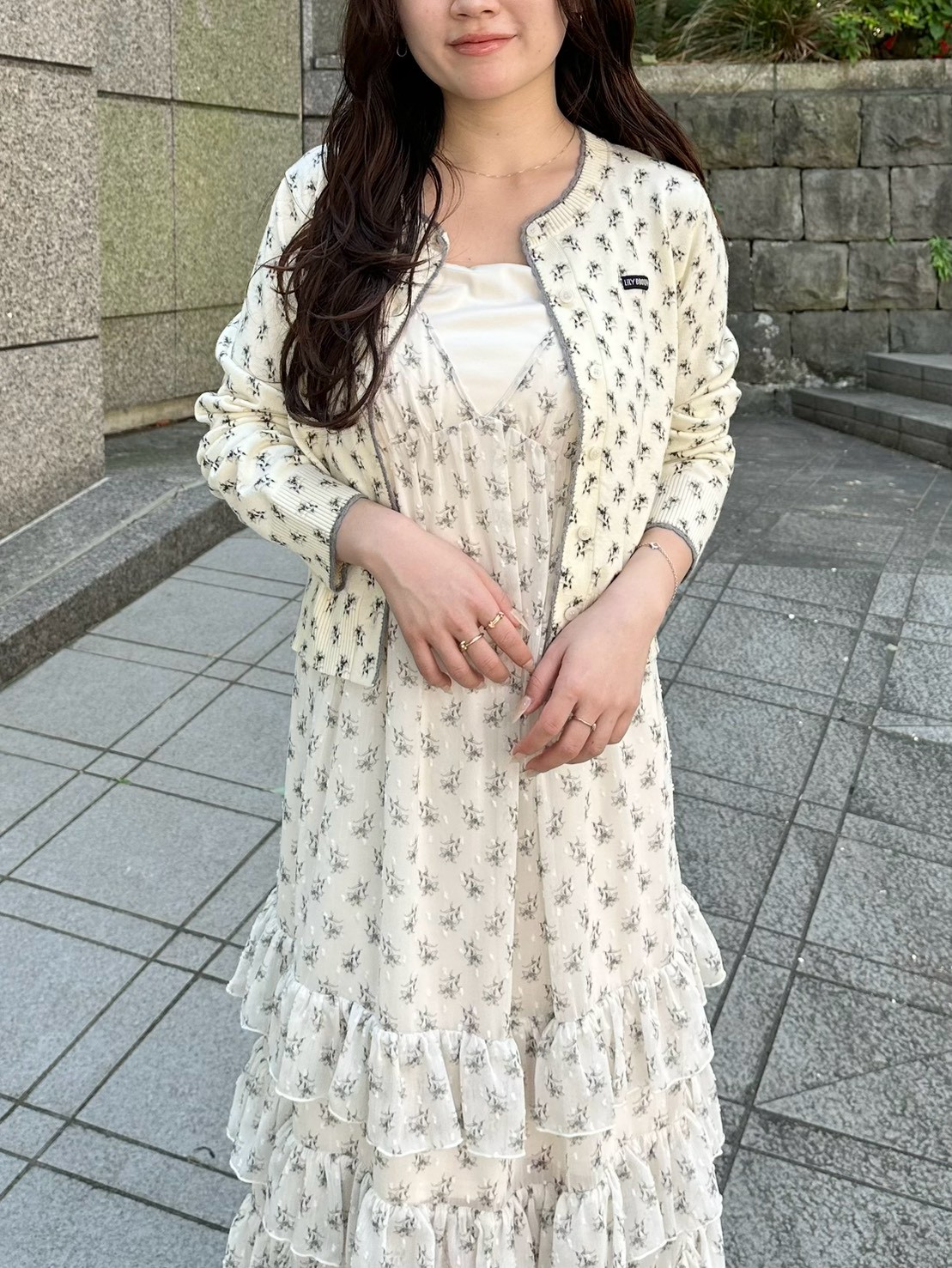 15th Anniversary】Lilyモチーフスカラップトリムニットカーディガン