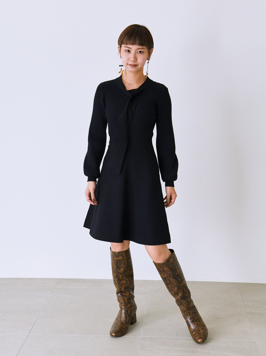 ボウタイニットワンピース ニットワンピース ワンピース Lily Brown リリーブラウン の通販サイト 公式 ボウタイニットワンピース ニットワンピース ワンピース Lily Brown リリーブラウン の通販サイト 公式