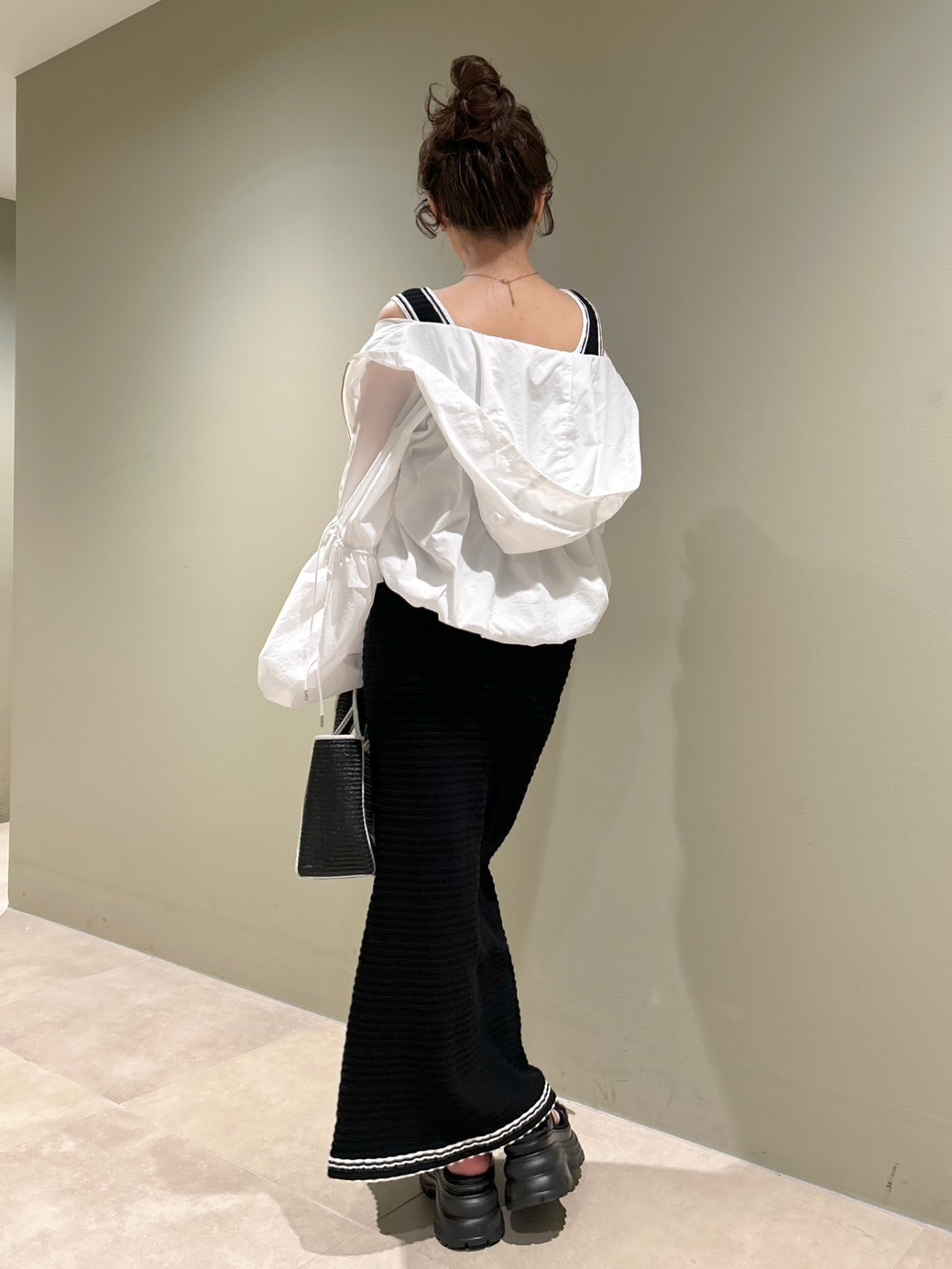 LILY BROWN×MARY QUANT】デイジーボタンノースリーブニット