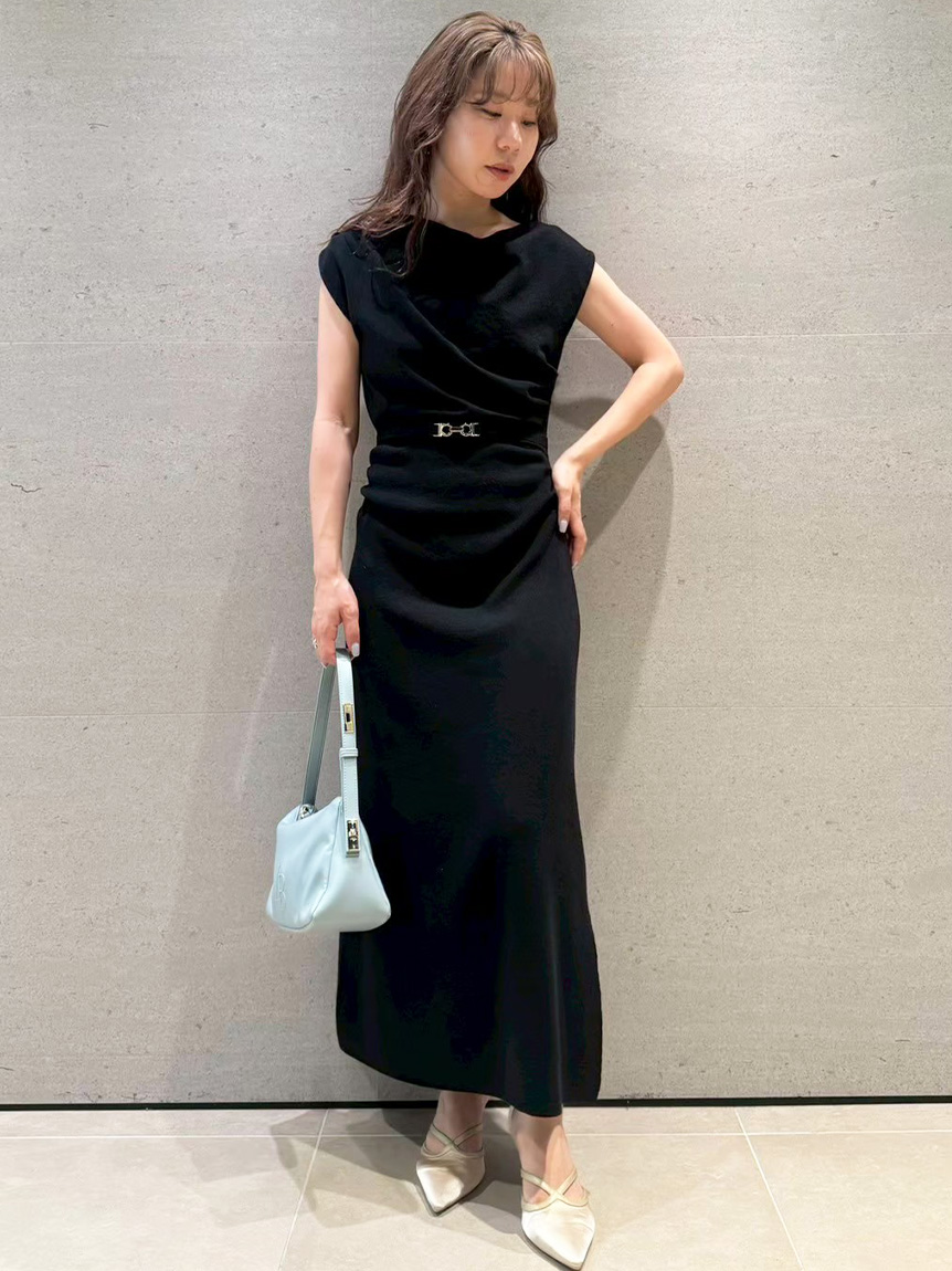 ベルト付きドレープニットワンピース(ニットワンピース)｜ワンピース