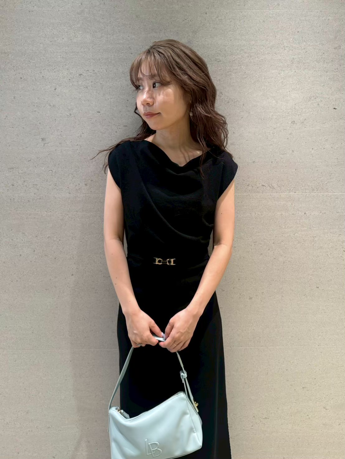 ベルト付きドレープニットワンピース(ニットワンピース)｜ワンピース