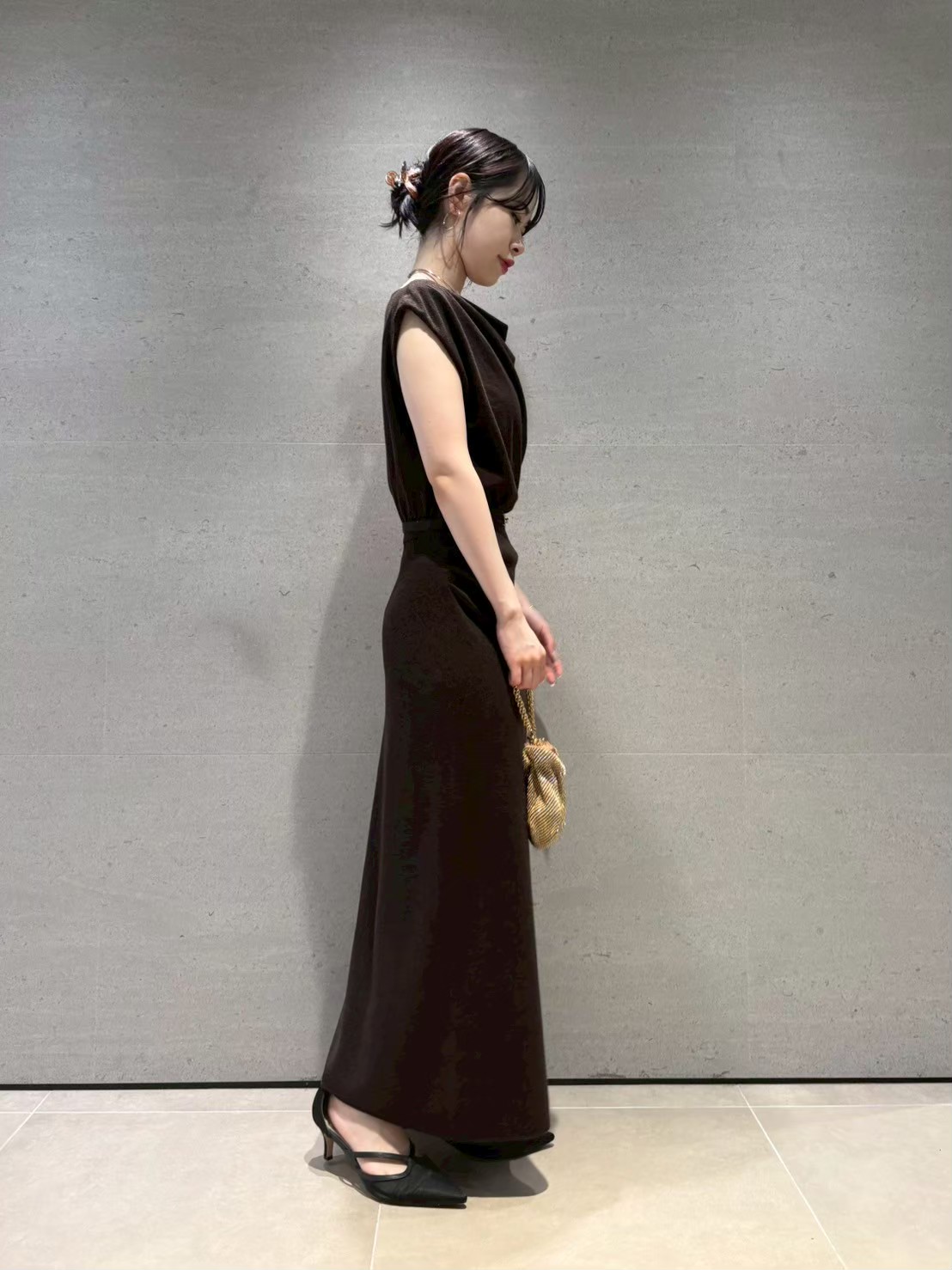 ベルト付きドレープニットワンピース(ニットワンピース)｜ワンピース