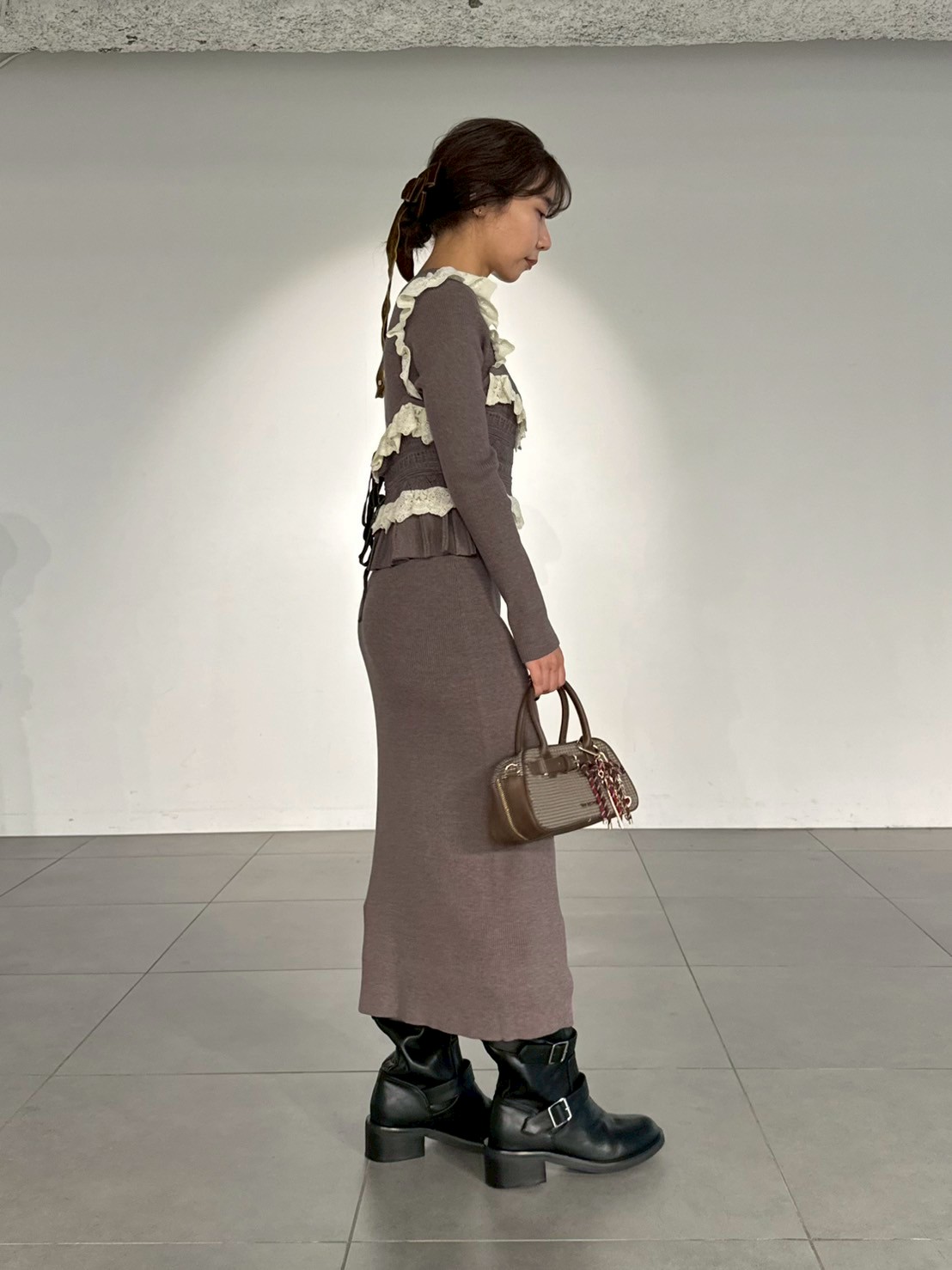 S41:新品❣️ ボーダー柄ワンピースニット チュール付き ベージュ サイズ42 S41:新品❣️ ボーダー柄ワンピースニット チュール付き ベージュ