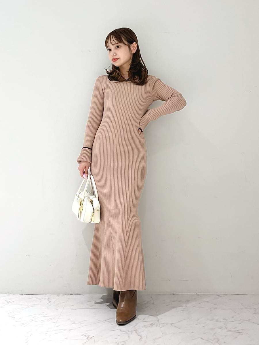 デコルテデザインラメニット2wayワンピース(ニットワンピース
