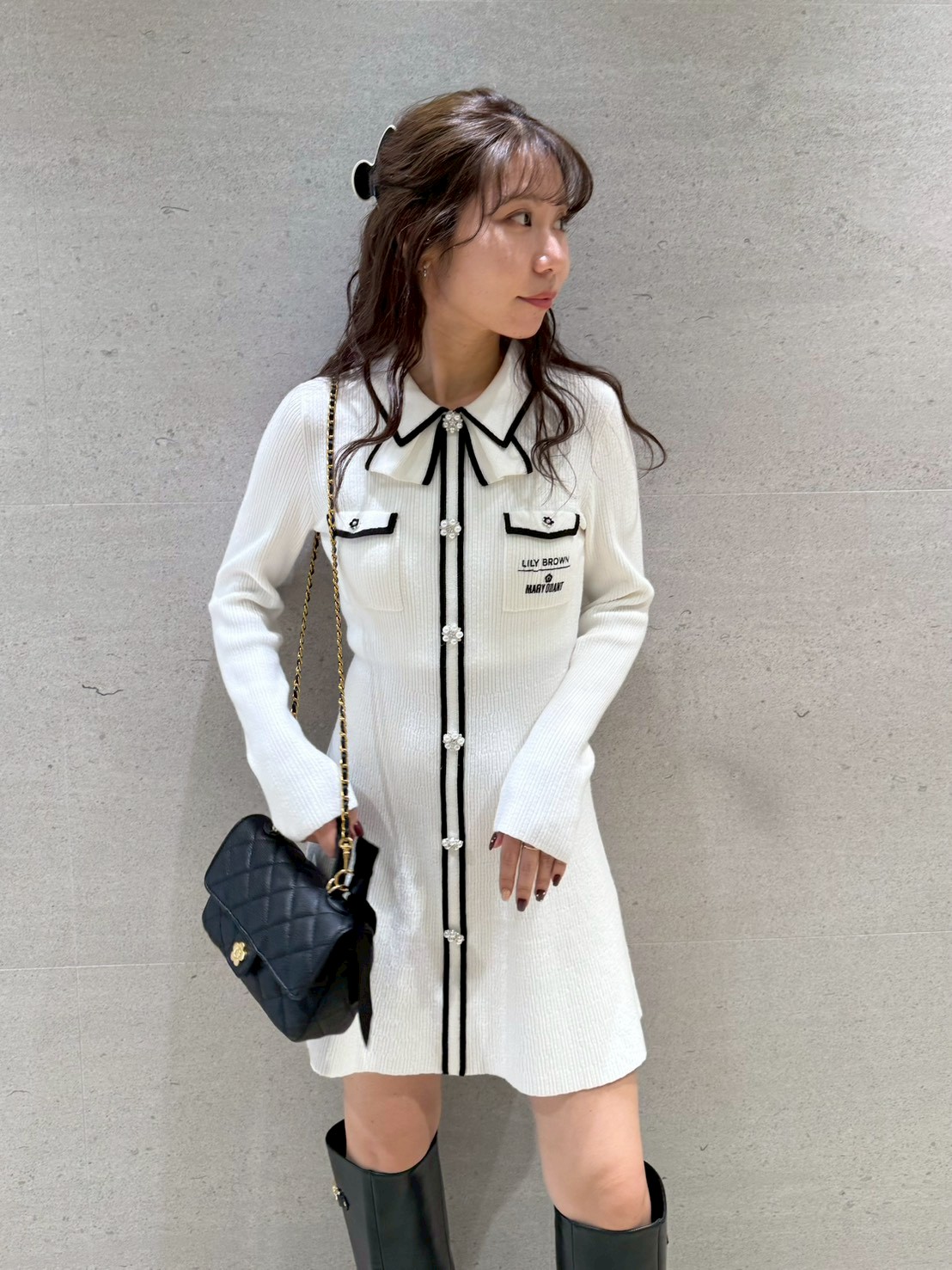 LILY BROWN×MARY QUANT】デイジー釦付きビジューミニニットワンピース