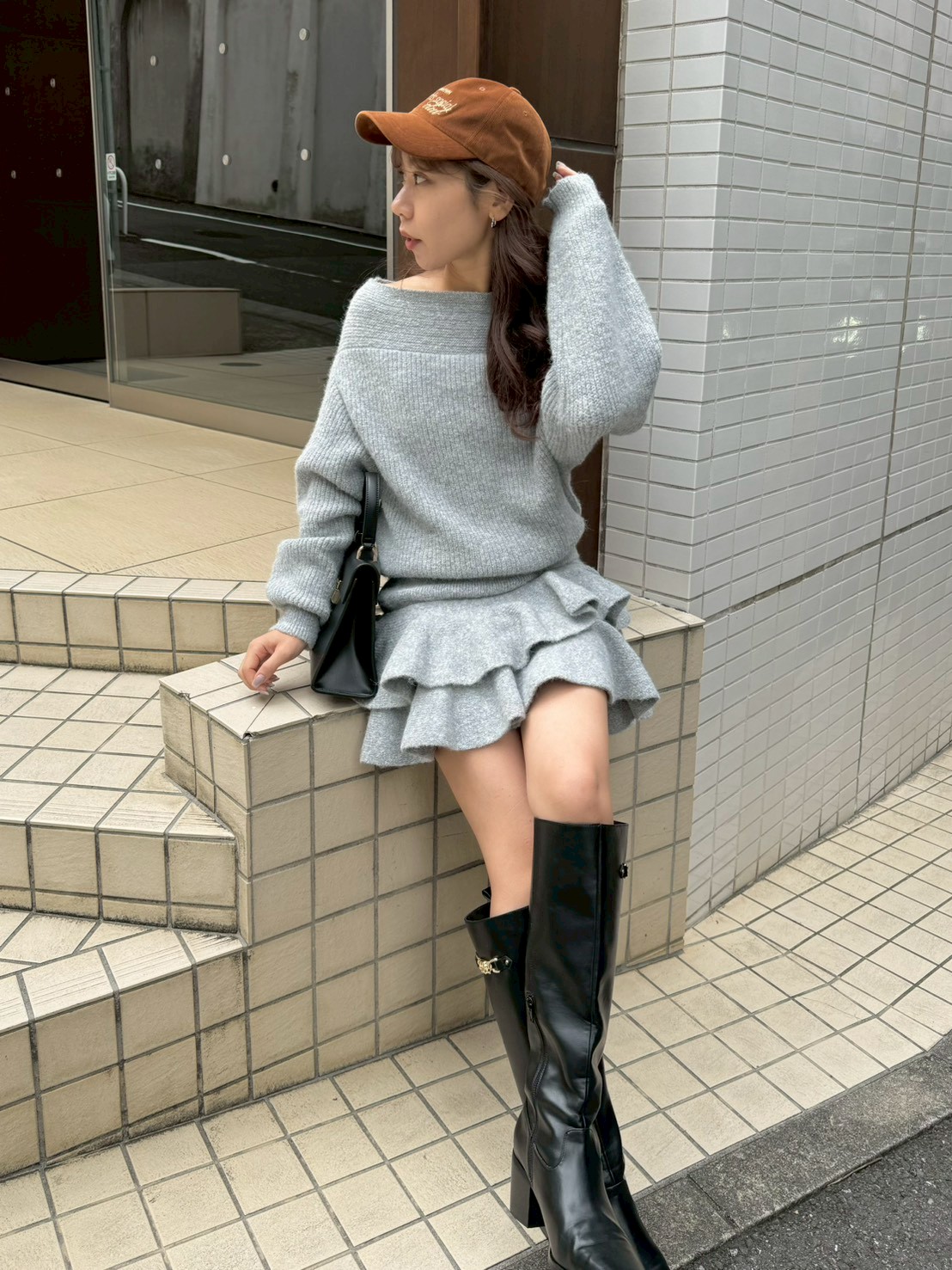 オフショルニットセットアップ(ニットワンピース)｜ワンピース｜LILY