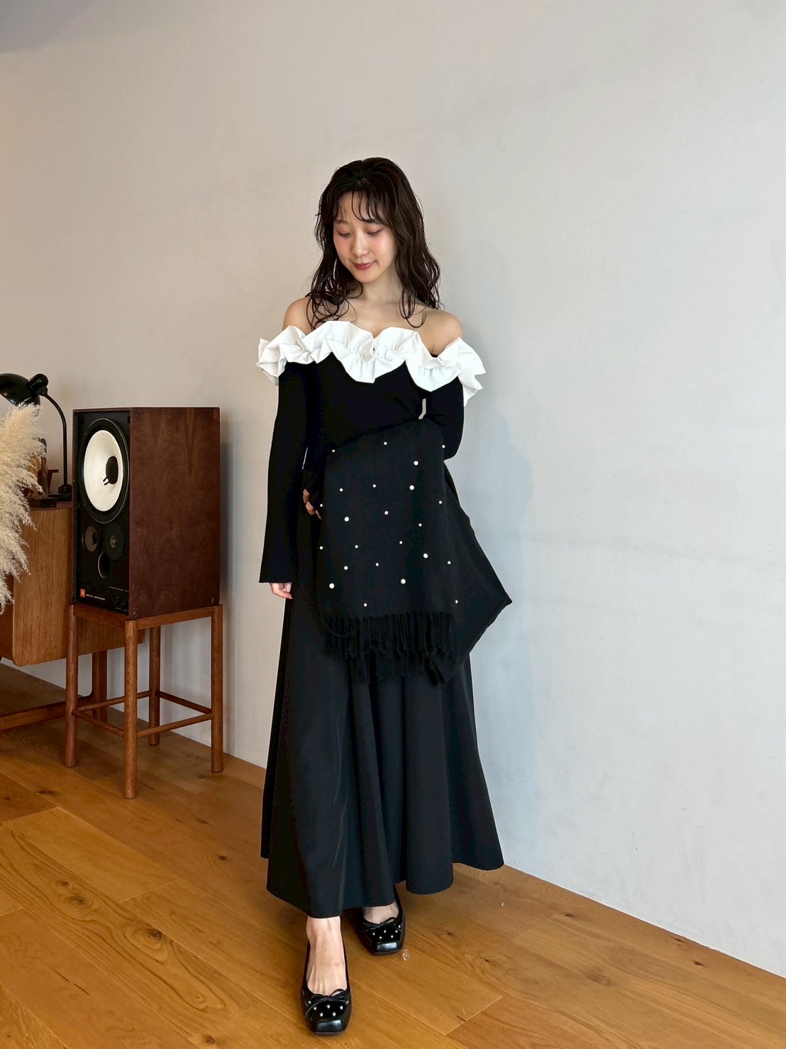 限定カラー】【WEB限定00サイズ】フリルカラーニットコンビワンピース