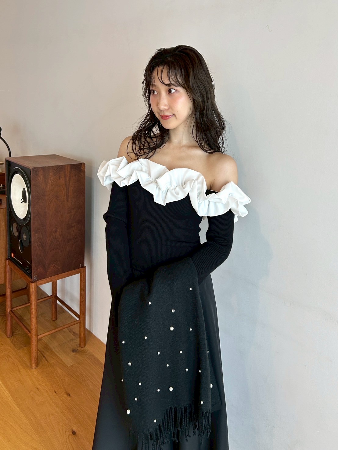 限定カラー】【WEB限定00サイズ】フリルカラーニットコンビワンピース