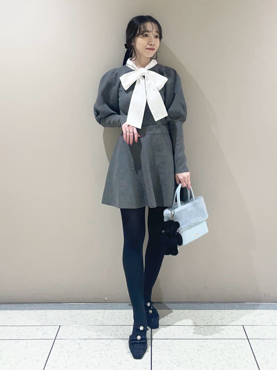 NEW YEAR'S SPECIAL ITEM】ボウタイニットセットアップ(トップス