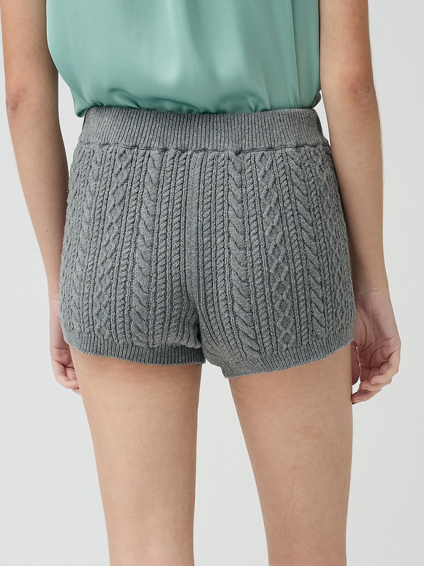 リリーブラウン　LILY BROWN グレー ニット　ショートパンツ　インナー付 ケーブルニットショートパンツ(ショート・ハーフパンツ)｜PANTS｜LILY