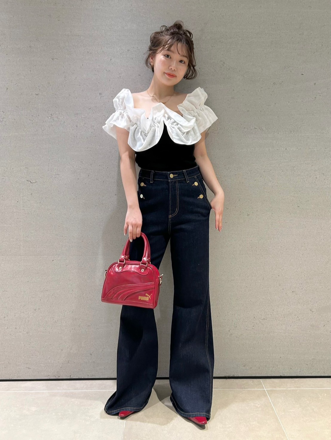 LILY BROWN デコラティブオフショルニットトップス LILY BROWN（リリーブラウン）の「デコラティブオフショルニット