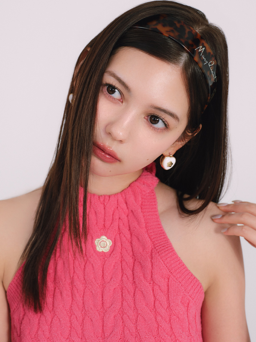 LILY BROWN×MARY QUANT】デイジー刺繍アメスリケーブルニット