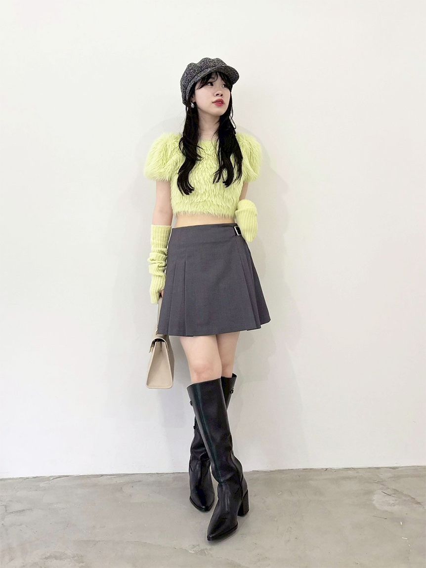 【新作10%OFF】 リリー ブラウン LILY BROWN トップス 25秋冬 アームウォーマー付きフェザーヤーンコンパクトトップス 9月中旬?10月上旬予約 半袖 ショート丈 WEB限定カラー】アームウォーマー付きフェザーヤーンコンパクト