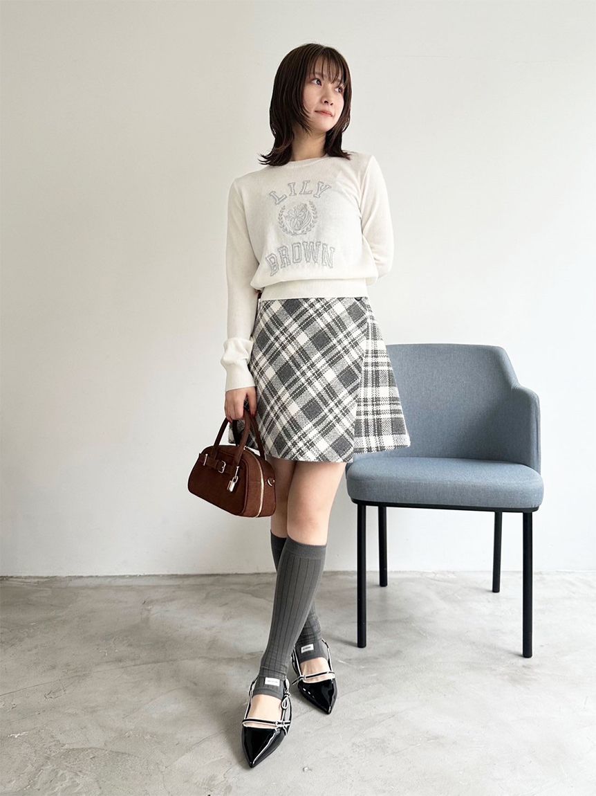 lily brown ロゴ付きラメトップス ラメジャガードロゴニットトップス(ニット)｜トップス｜LILY