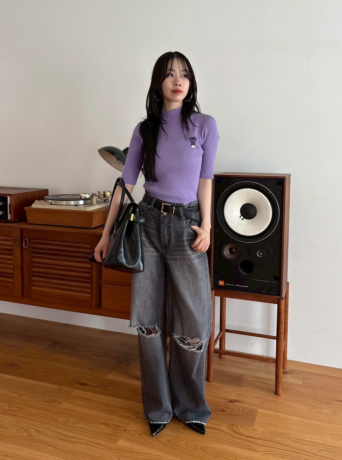 LILY BROWN ×ANNA SUI】ロゴ刺繍ハイネックリブニット(ニット