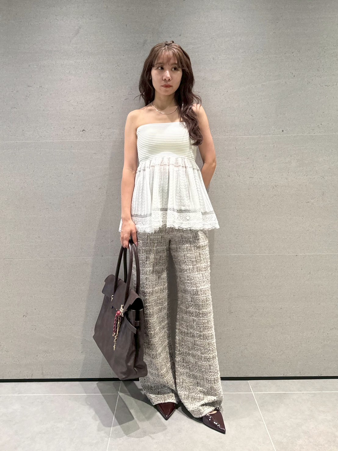 Lilybrown バルーンペプラムニットキャミソール ホワイト新品タグ付き LILY BROWN（リリーブラウン）の「バルーンペプラムニット
