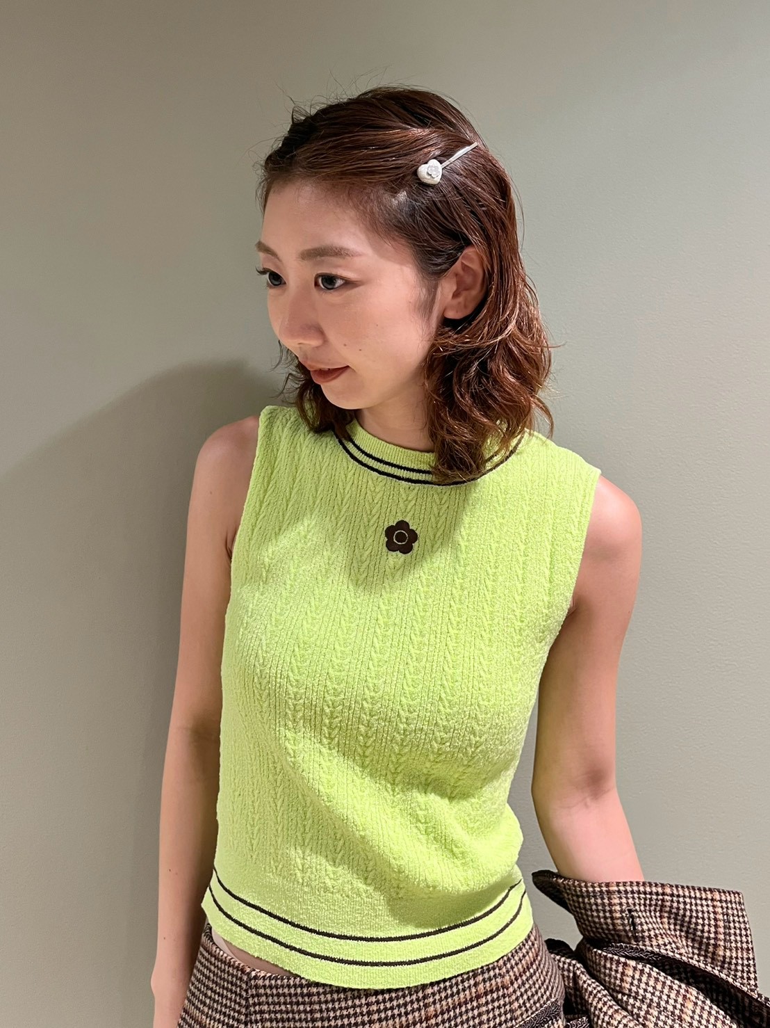 LILY BROWN×MARY QUANT】デイジー刺繍ケーブルノースリニット(ニット