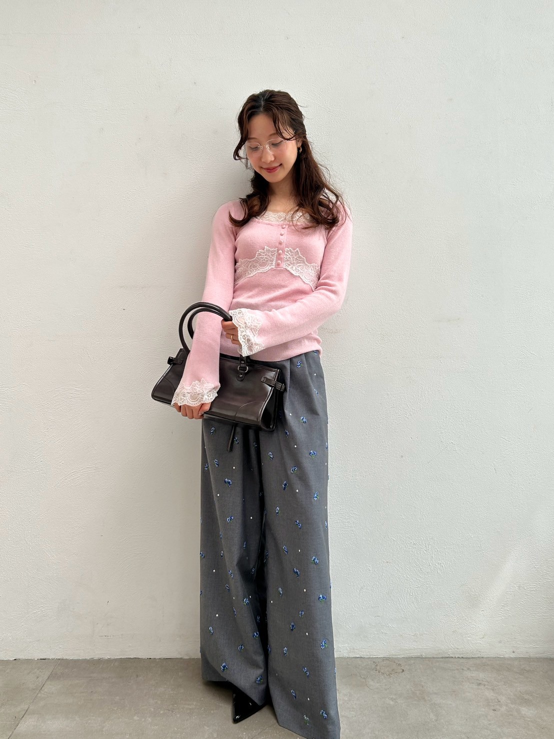 オフィシャル・ MASHSTORE 限定】レーストリムニットトップス(ニット
