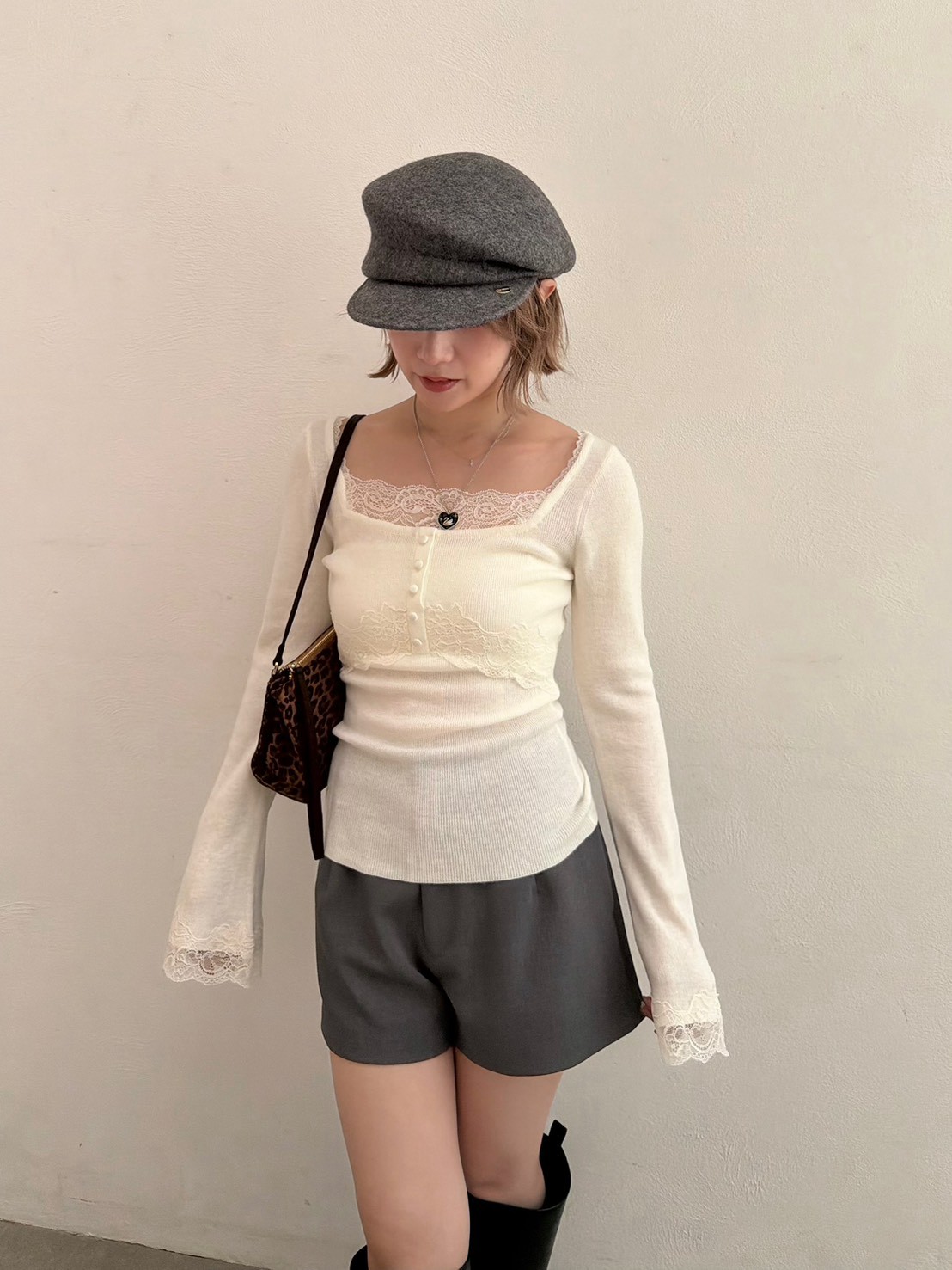 オフィシャル・ MASHSTORE 限定】レーストリムニットトップス(ニット