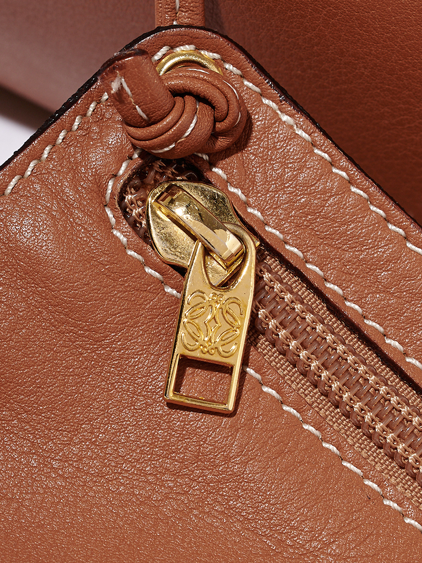 LOEWE ロゴバケツショルダー(ヴィンテージバッグ)｜ヴィンテージ