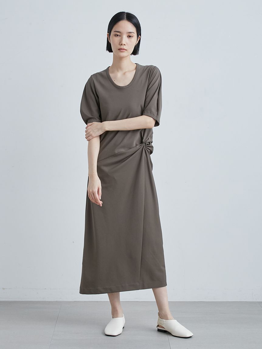 pium クロステープカットアウトロングワンピース クロステープカットアウトロングワンピース – pium