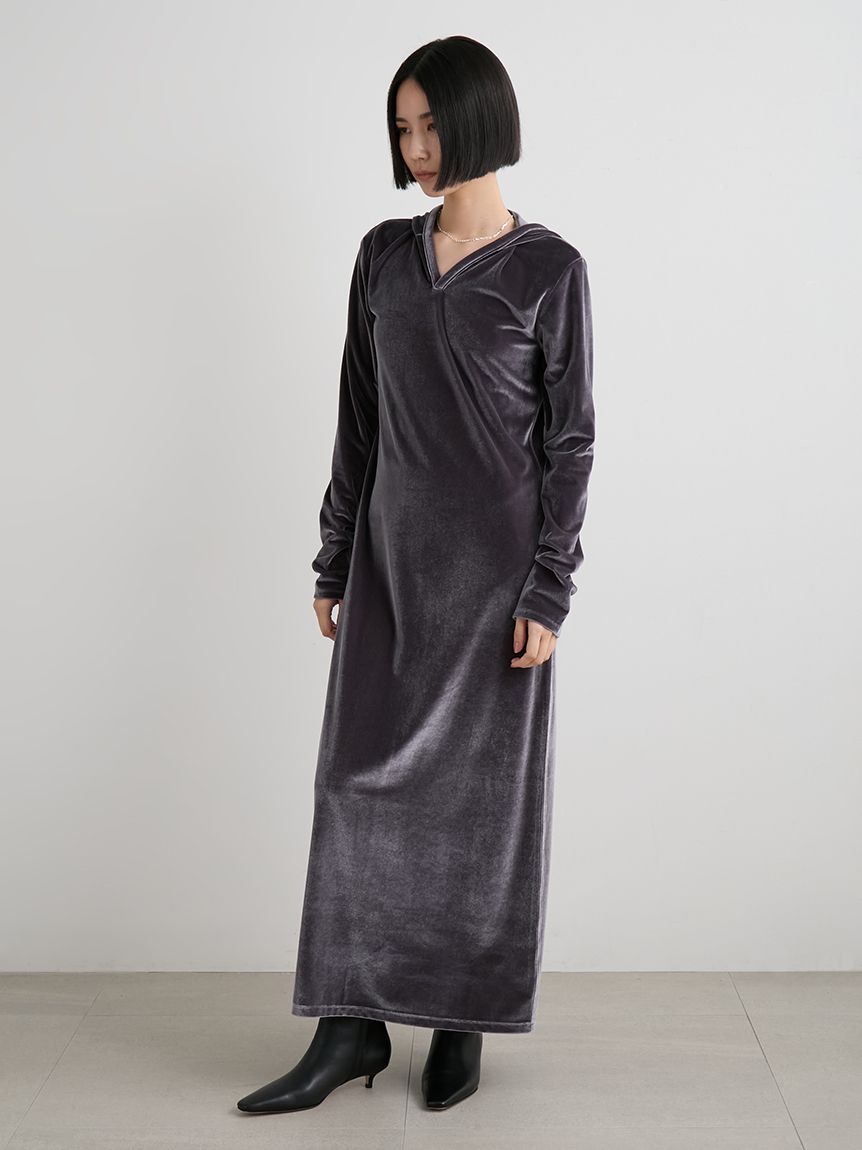 ベロアリラクシングフーディワンピース(マキシ・ロングワンピース
