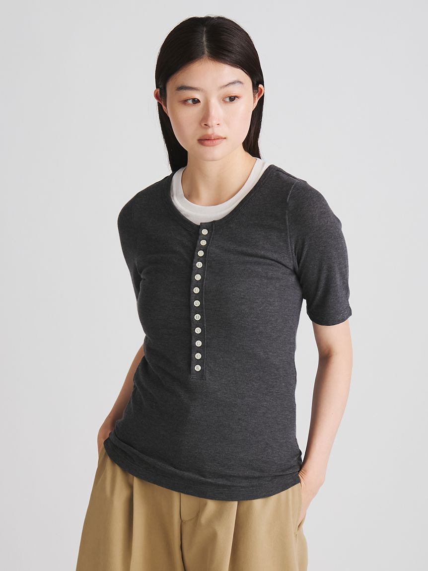 洗える】ヘンリーネックシアーTシャツ(トップス)｜MIESROHE