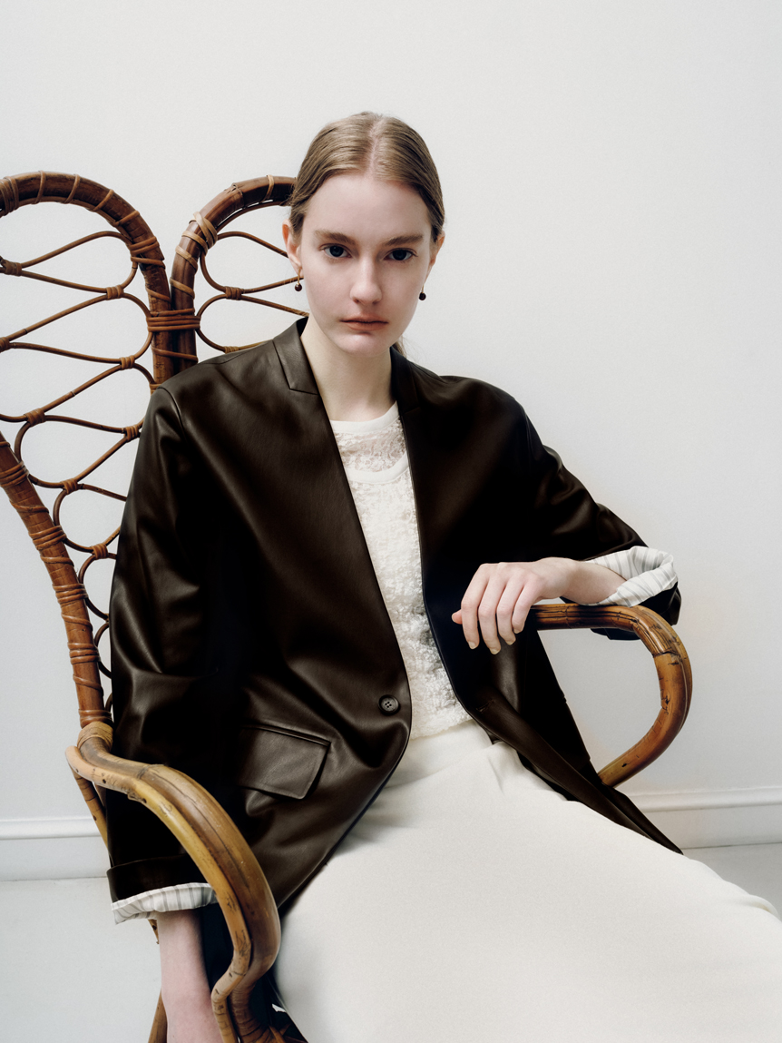 レザーノーカラージャケット(ノーカラージャケット)｜アウター