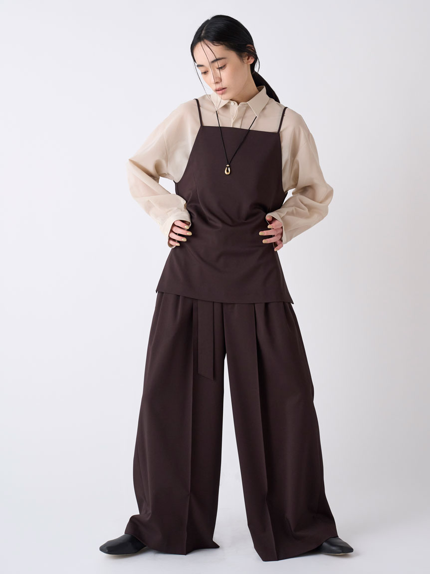新品【MIESROHE ミースロエ】ワイド　ハーフ パンツ　ガウチョ　タック　黒 新品【MIESROHE ミースロエ】ワイド ハーフ パンツ ガウチョ