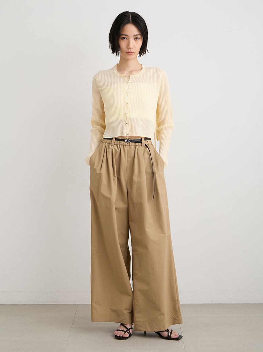 マメクロゴウチ　21SS ベルト付き　3タック　ワイドパンツ　ベージュ 洗える・撥水】ベルト付き撥水タックパンツ(ボトムス)｜MIESROHE