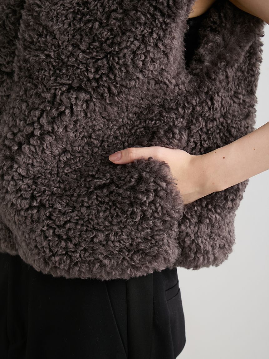 フェイクファージップアップベスト(ベスト)｜アウター｜MIESROHE