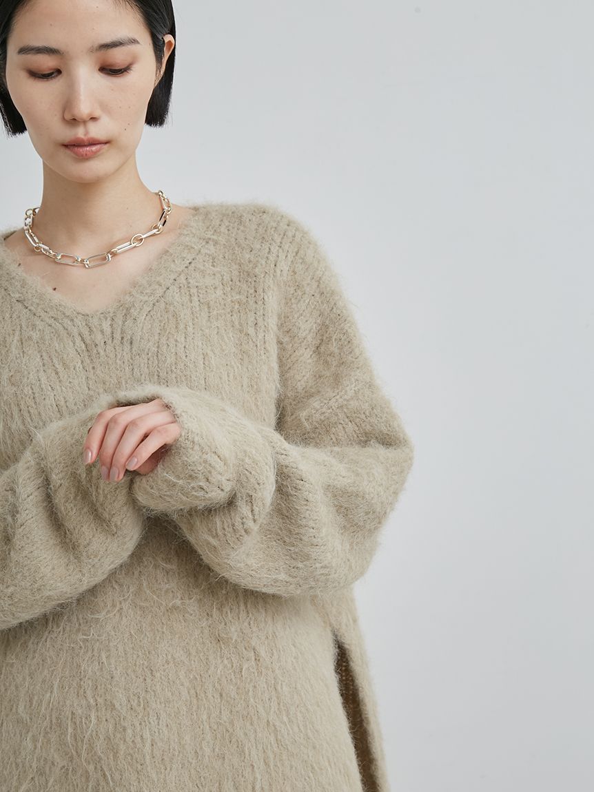 sustainableロングシャギーVネックニット(ニット)｜トップス｜MIESROHE