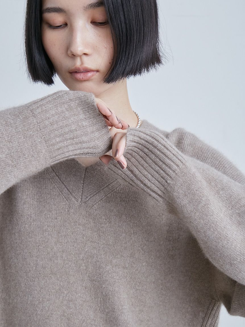 シアーワイドTニット MIESROHE ミースロエ トップス ニット　グレー MIESROHE（ミースロエ）の「ｼｱｰﾜｲﾄﾞTﾆｯﾄ（ニット/セーター