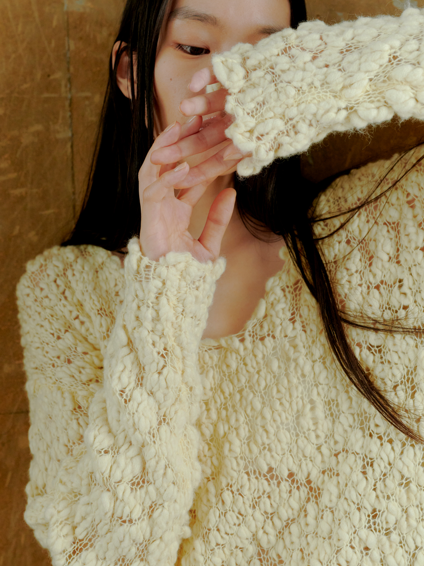 オーバーサイズVネックチャンキーニット(ニット)｜トップス｜MIESROHE